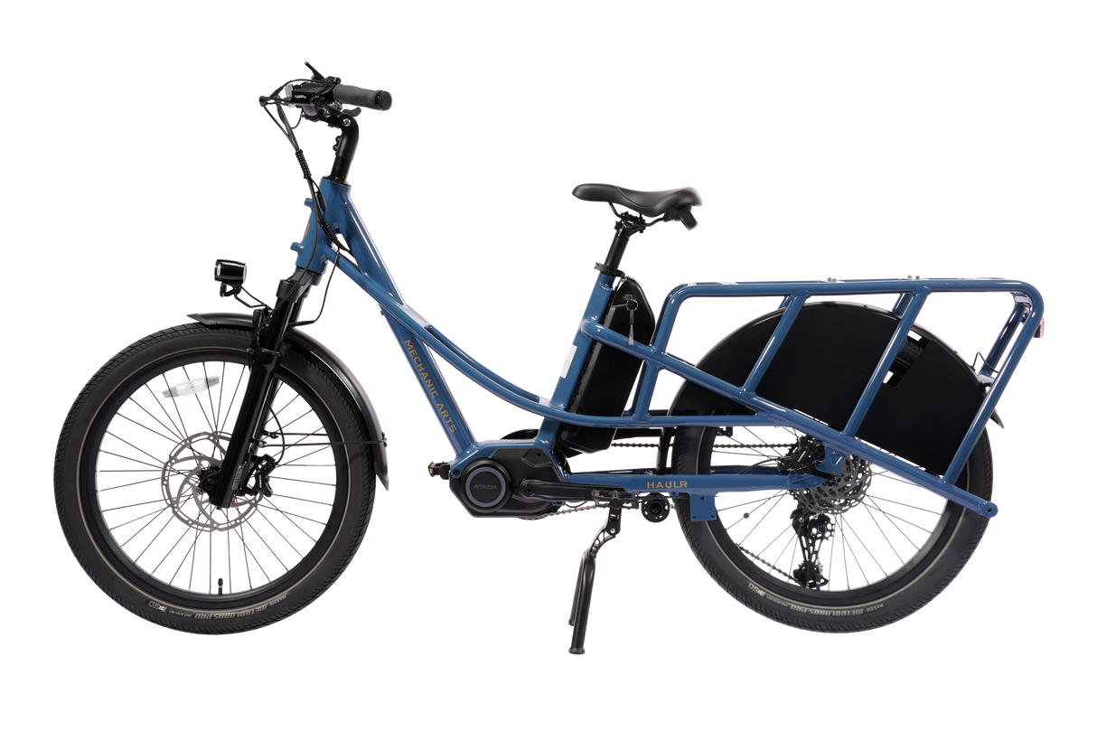Mechanic Arts Haulr elsykkel med kjededrift – sidevisning fra venstre, elektrisk longtail-sykkel med bakre lastebærer